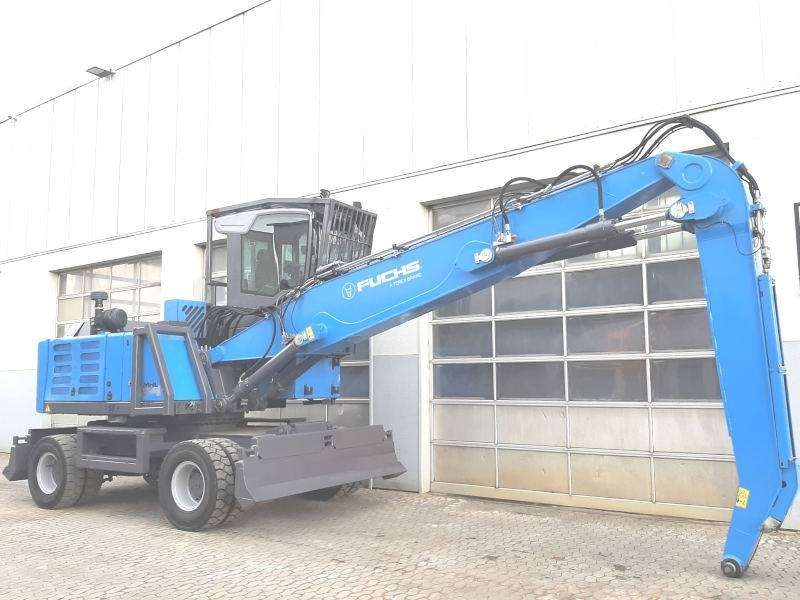 Fuchs MHL 334 F - Manipulador de materiales: foto 4 Fuchs MHL 334 F - Manipulador de materiales: foto 4