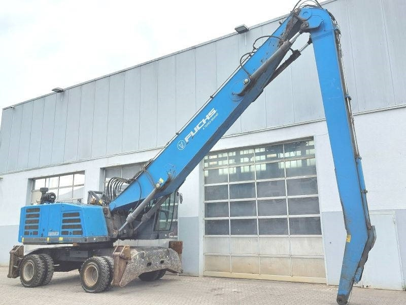 Fuchs MHL 350 F - Manipulador de materiales: foto 4 Fuchs MHL 350 F - Manipulador de materiales: foto 4