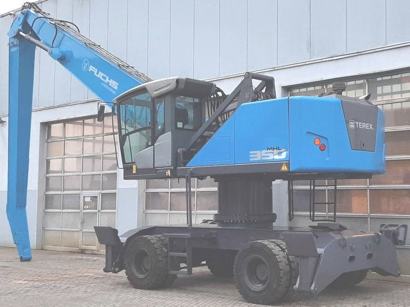 Fuchs MHL 350 F Pylon - Manipulador de materiales: foto 3 Fuchs MHL 350 F Pylon - Manipulador de materiales: foto 3
