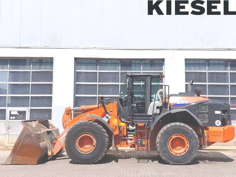Hitachi ZW 250-6 - Cargadora de ruedas: foto 1 Hitachi ZW 250-6 - Cargadora de ruedas: foto 1