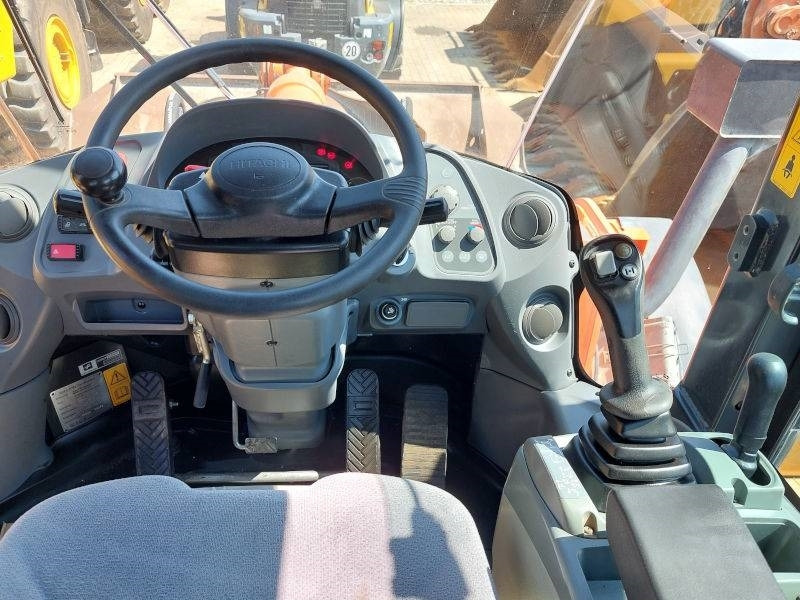 Cargadora de ruedas Hitachi ZW 250-6: foto 11