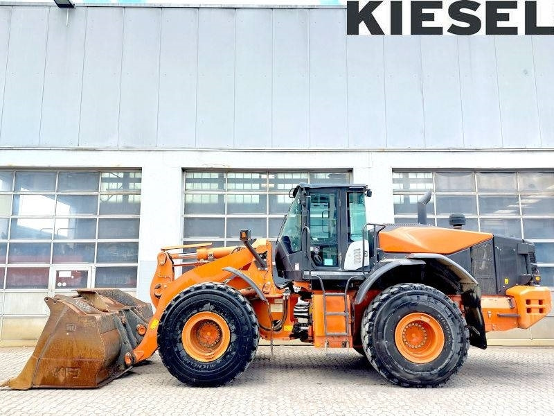 Cargadora de ruedas Hitachi ZW 310-6: foto 1