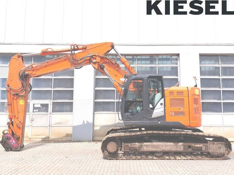 Hitachi ZX 225 US LC-5 - Excavadora de cadenas: foto 1 Hitachi ZX 225 US LC-5 - Excavadora de cadenas: foto 1