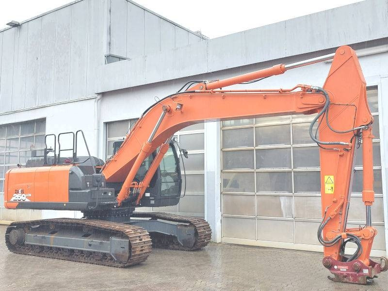 Hitachi ZX 250 LCN-6 - Excavadora de cadenas: foto 4 Hitachi ZX 250 LCN-6 - Excavadora de cadenas: foto 4