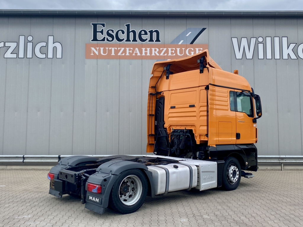 MAN TGX 18.440 4x2 LLS-U Lowliner - Cabeza tractora: foto 5 MAN TGX 18.440 4x2 LLS-U Lowliner - Cabeza tractora: foto 5