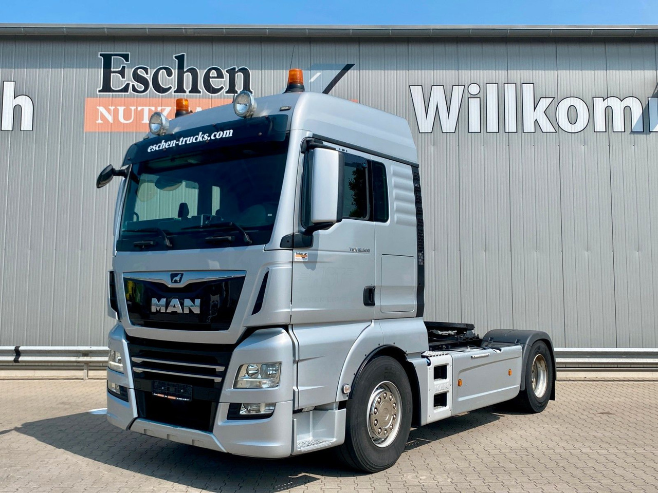 MAN TGX 18.500 BLS | XLX*ACC*Navi*Retarder*2x Tank - Cabeza tractora: foto 1 MAN TGX 18.500 BLS | XLX*ACC*Navi*Retarder*2x Tank - Cabeza tractora: foto 1