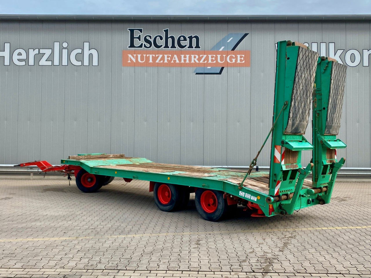Goldhofer TU3-24/80 Tieflader*Wechselzugauge*Trommelbremse - Remolque góndola rebajadas: foto 3 Goldhofer TU3-24/80 Tieflader*Wechselzugauge*Trommelbremse - Remolque góndola rebajadas: foto 3