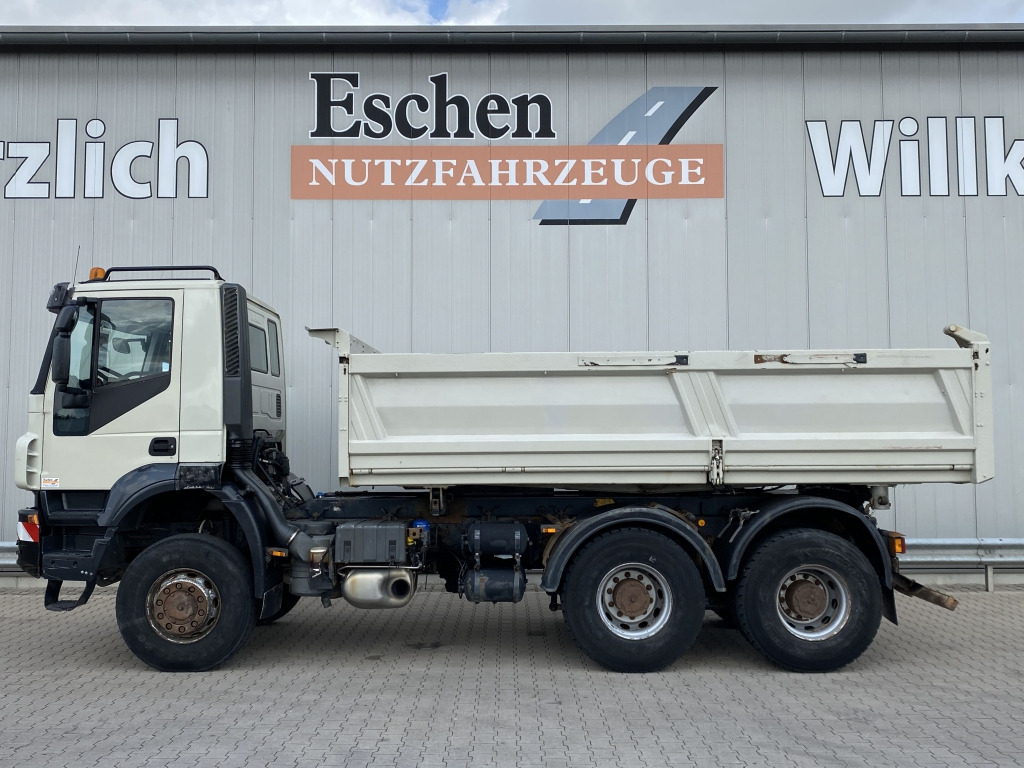 Iveco 410 6x6 - Camión volquete: foto 3 Iveco 410 6x6 - Camión volquete: foto 3
