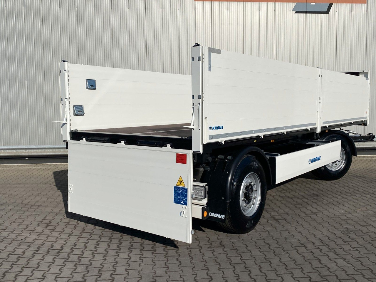 Krone AZP 18*NEW*|Pritsche*7100mm Länge*BPW*Multi-Lock - Remolque plataforma/ Caja abierta: foto 5 Krone AZP 18*NEW*|Pritsche*7100mm Länge*BPW*Multi-Lock - Remolque plataforma/ Caja abierta: foto 5