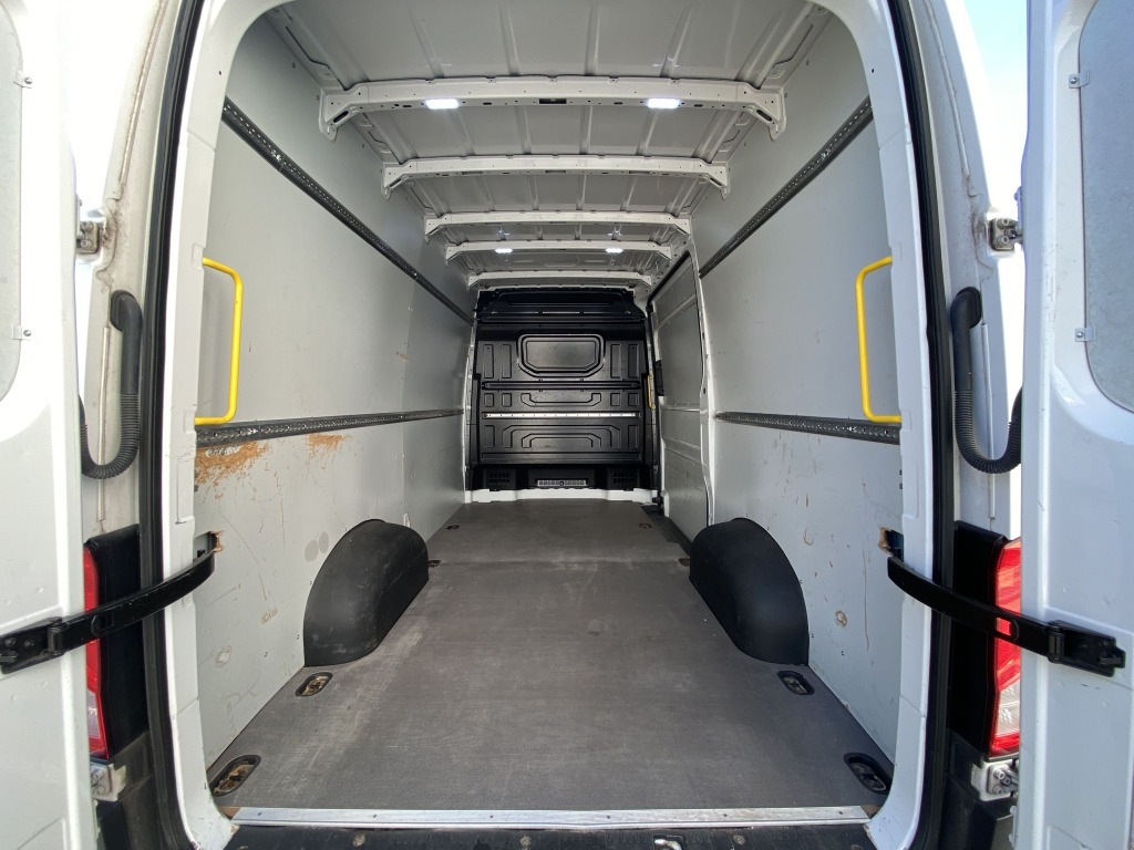 MAN TGE 3.140 4x2 - Furgón: foto 2 MAN TGE 3.140 4x2 - Furgón: foto 2