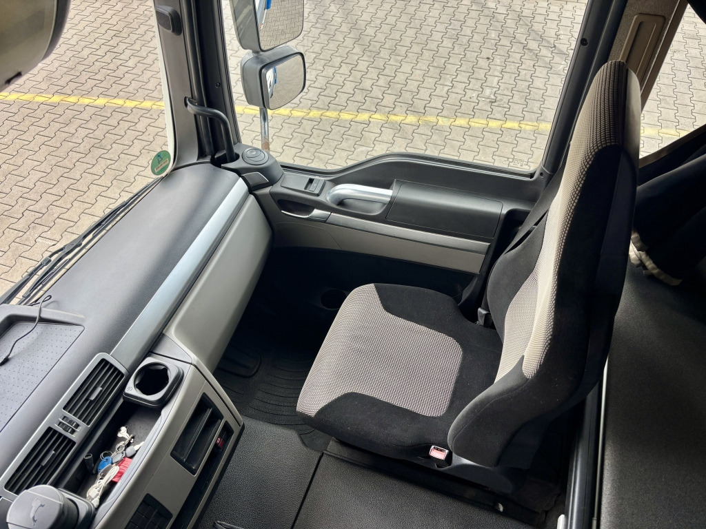 Leasing de MAN TGL 12.250 4x2 BL MAN TGL 12.250 4x2 BL: foto 10 Leasing de MAN TGL 12.250 4x2 BL MAN TGL 12.250 4x2 BL: foto 10