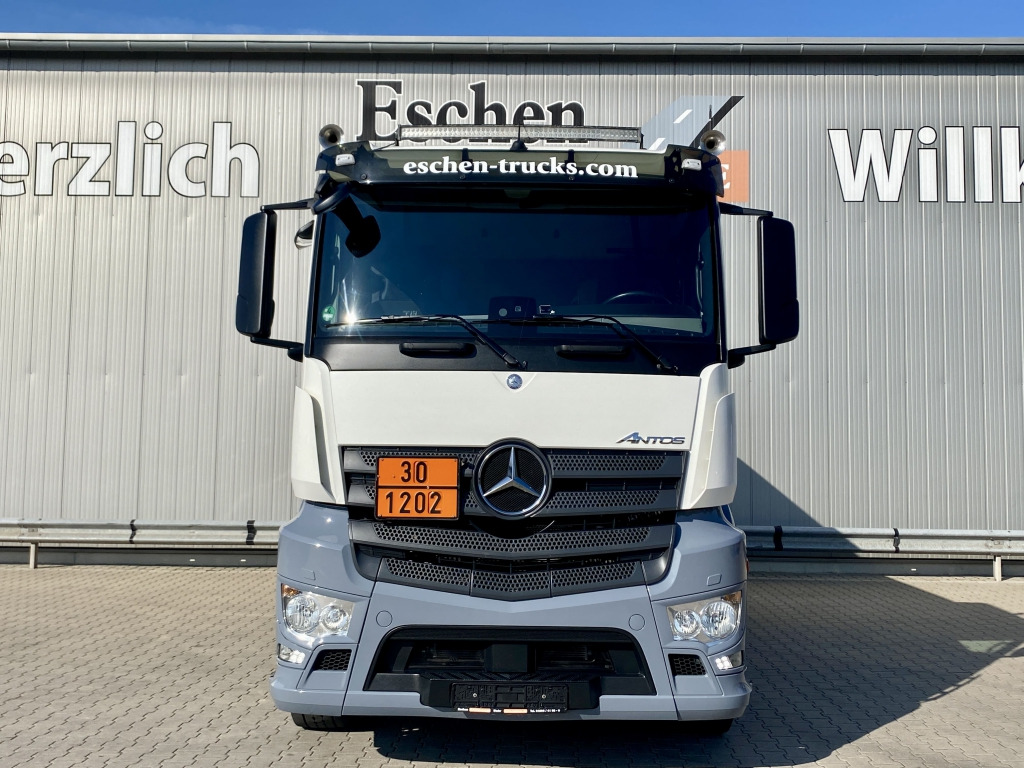Camión cisterna Mercedes-Benz 1848 Antos: foto 8