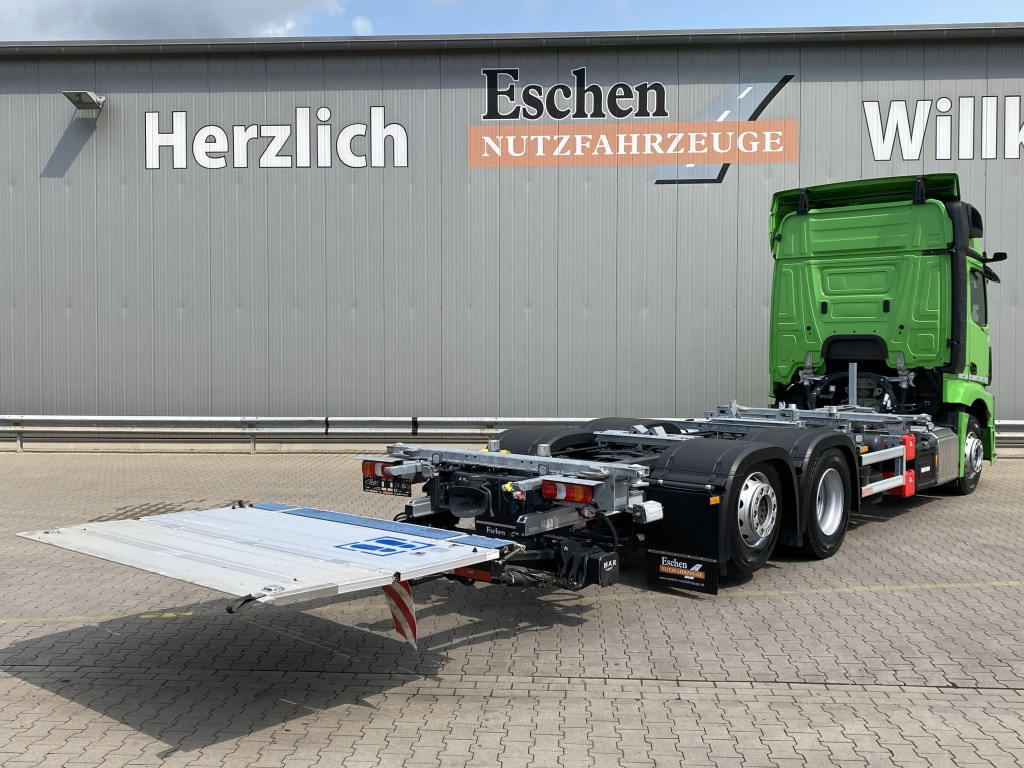 Mercedes-Benz 2542 LL 6x2 Actros 5 / BÄR-LBW - Camión portacontenedore/ Intercambiable: foto 5 Mercedes-Benz 2542 LL 6x2 Actros 5 / BÄR-LBW - Camión portacontenedore/ Intercambiable: foto 5