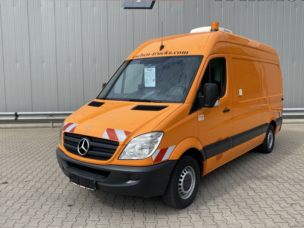 Mercedes-Benz 315 CDI - Furgón: foto 1 Mercedes-Benz 315 CDI - Furgón: foto 1