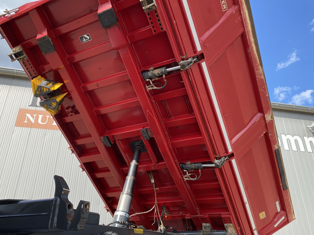 Leasing de Mercedes-Benz 3345 6x6 Mercedes-Benz 3345 6x6: foto 11