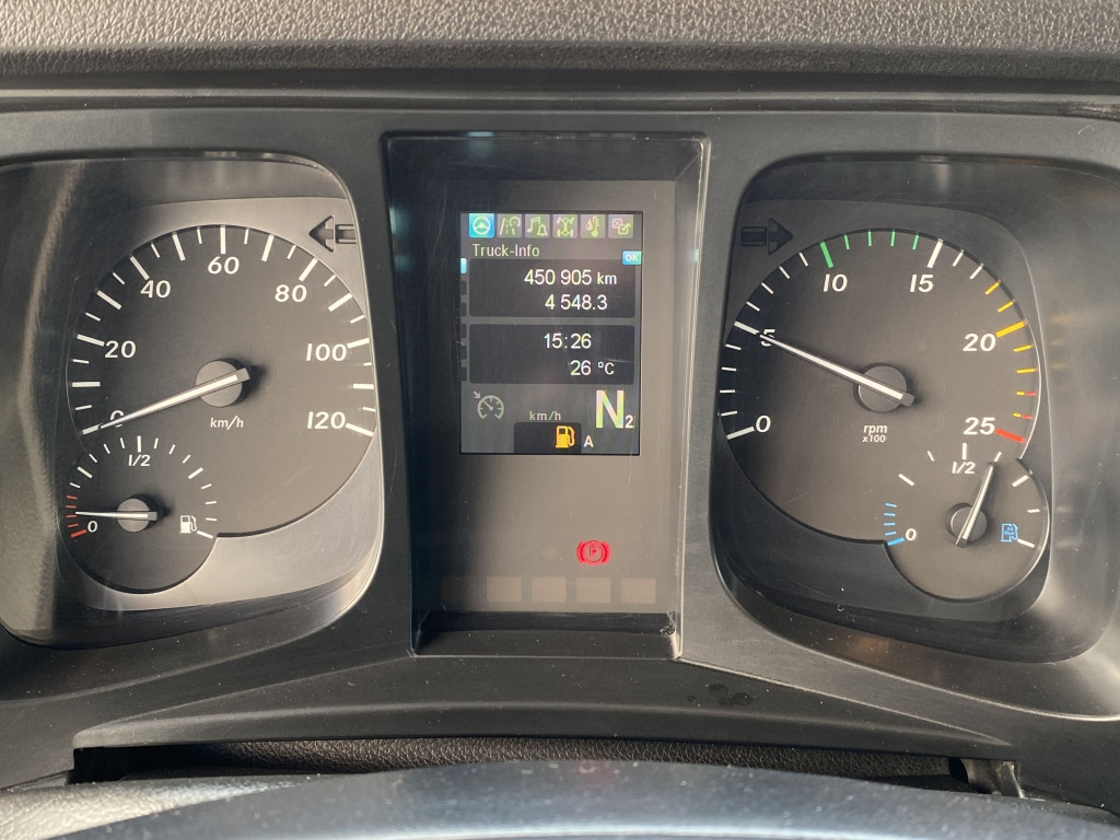 Leasing de Mercedes-Benz 3345 6x6 Mercedes-Benz 3345 6x6: foto 19