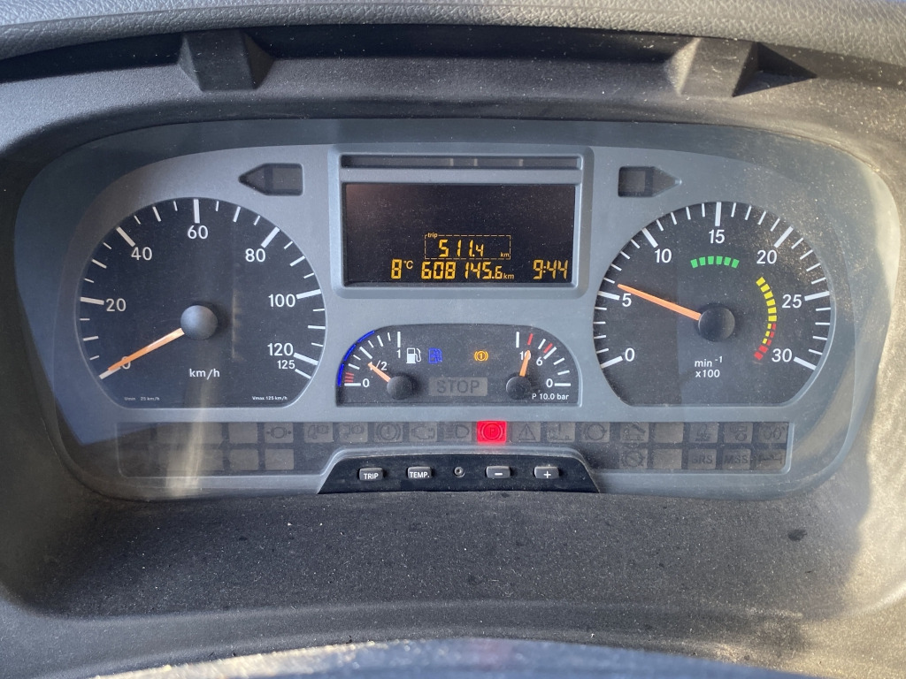 Mercedes-Benz 818 Atego - Camión caja abierta: foto 5 Mercedes-Benz 818 Atego - Camión caja abierta: foto 5