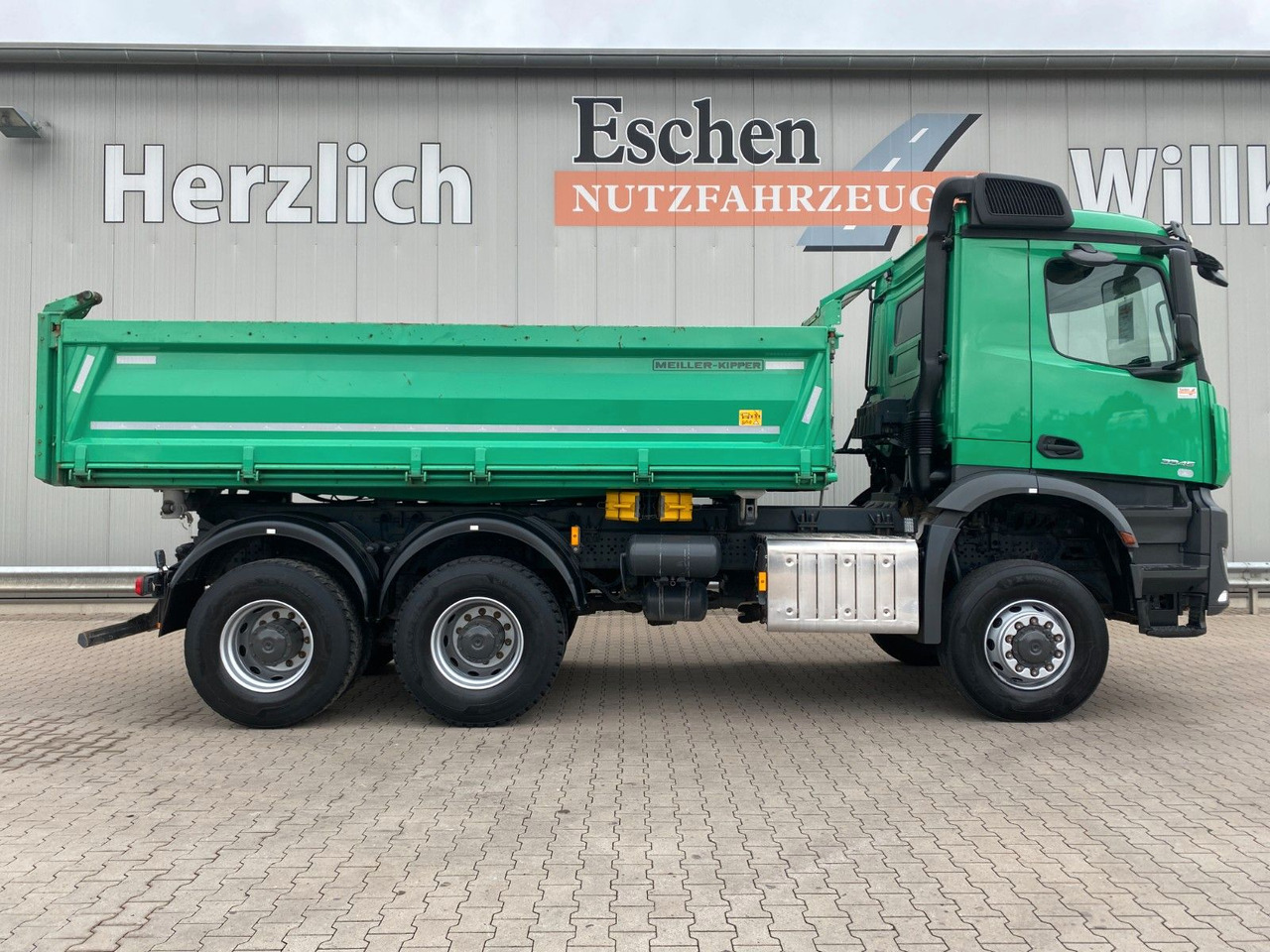 Leasing de  Mercedes-Benz Arocs 3345 6x6 | MEILLER*Bordmatik*Blatt*AHK+Oel Mercedes-Benz Arocs 3345 6x6 | MEILLER*Bordmatik*Blatt*AHK+Oel: foto 7