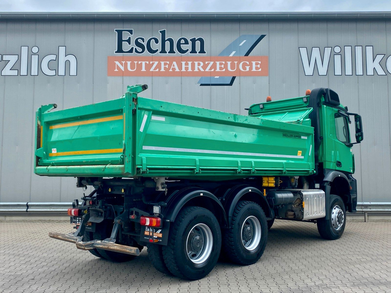 Leasing de  Mercedes-Benz Arocs 3345 6x6 | MEILLER*Bordmatik*Blatt*AHK+Oel Mercedes-Benz Arocs 3345 6x6 | MEILLER*Bordmatik*Blatt*AHK+Oel: foto 6