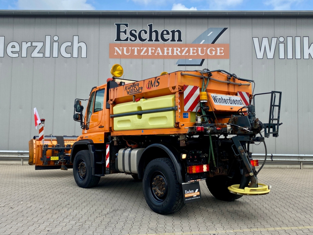 Mercedes-Benz Unimog U 500 4x4 - Máquina quitanieve: foto 3 Mercedes-Benz Unimog U 500 4x4 - Máquina quitanieve: foto 3