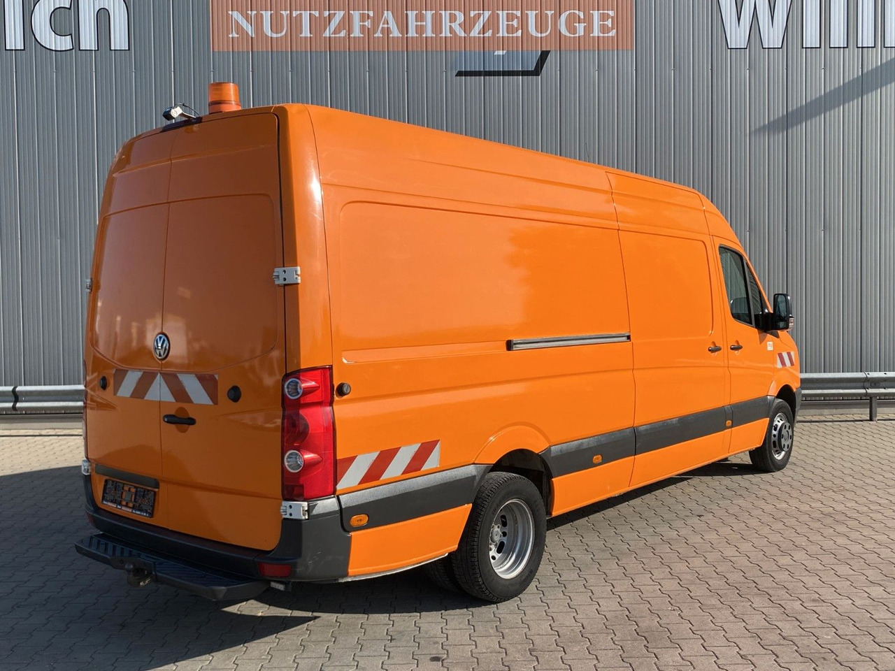 Volkswagen Crafter Kamerawagen |PC-Setup*Standklima*RFK*AHK - Furgoneta de pasajeros: foto 5 Volkswagen Crafter Kamerawagen |PC-Setup*Standklima*RFK*AHK - Furgoneta de pasajeros: foto 5