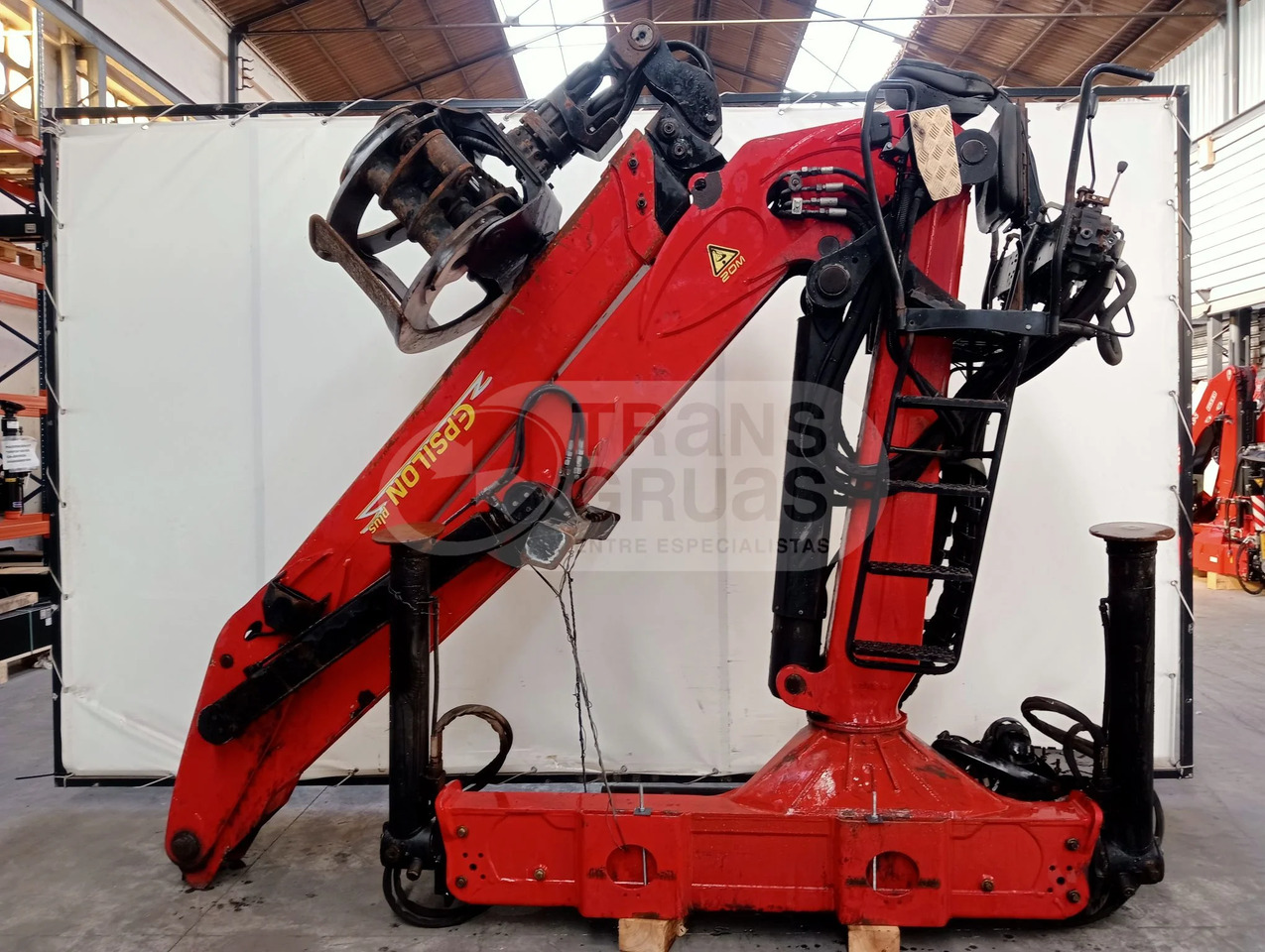 Grúa forestal Epsilon Q170Z96 - Grúa para camión para Maquinaria forestal: foto 2 Grúa forestal Epsilon Q170Z96 - Grúa para camión para Maquinaria forestal: foto 2