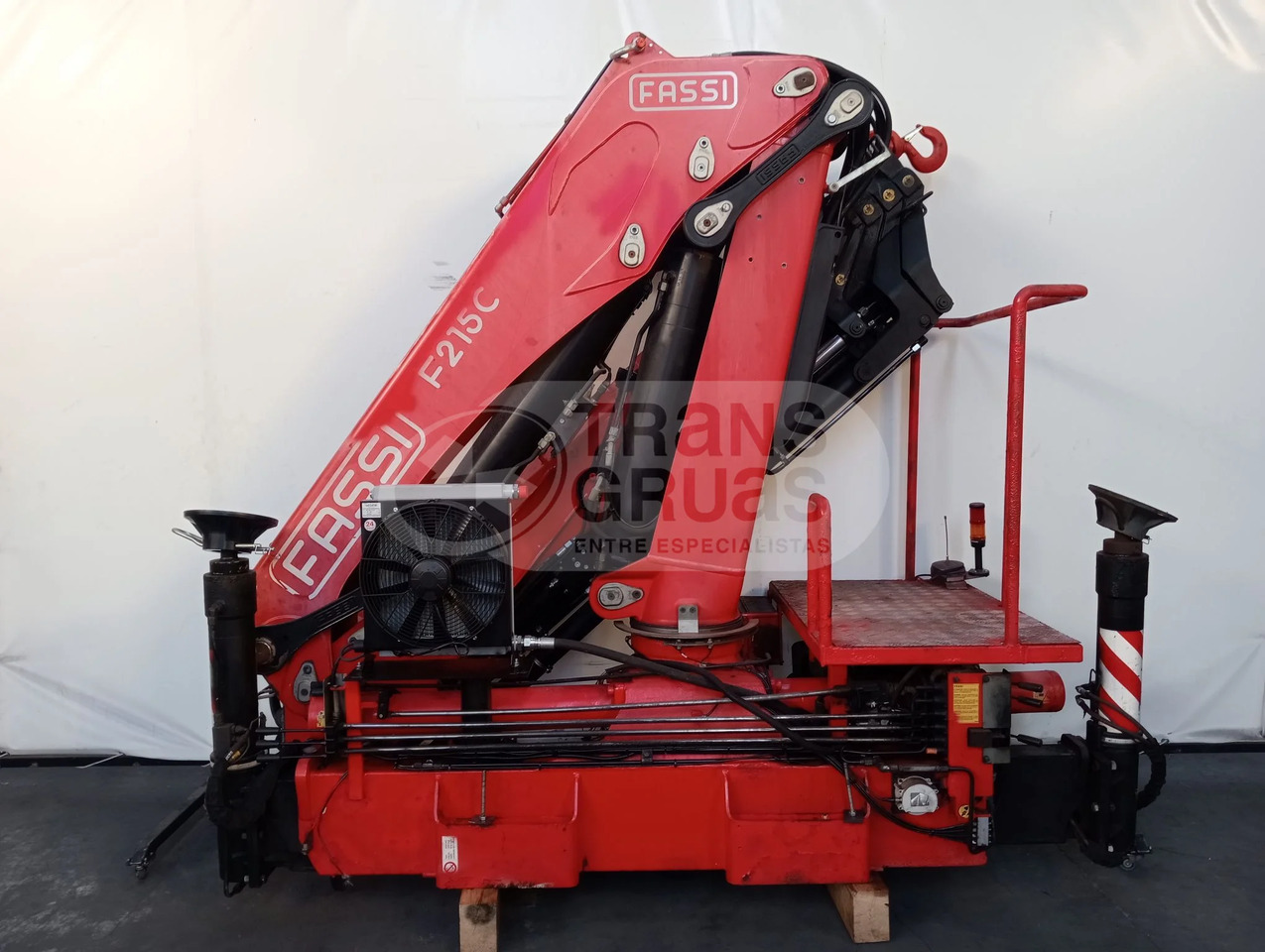 Grúa hidráulica Fassi F215AC.2.24 - Grúa para camión: foto 1 Grúa hidráulica Fassi F215AC.2.24 - Grúa para camión: foto 1