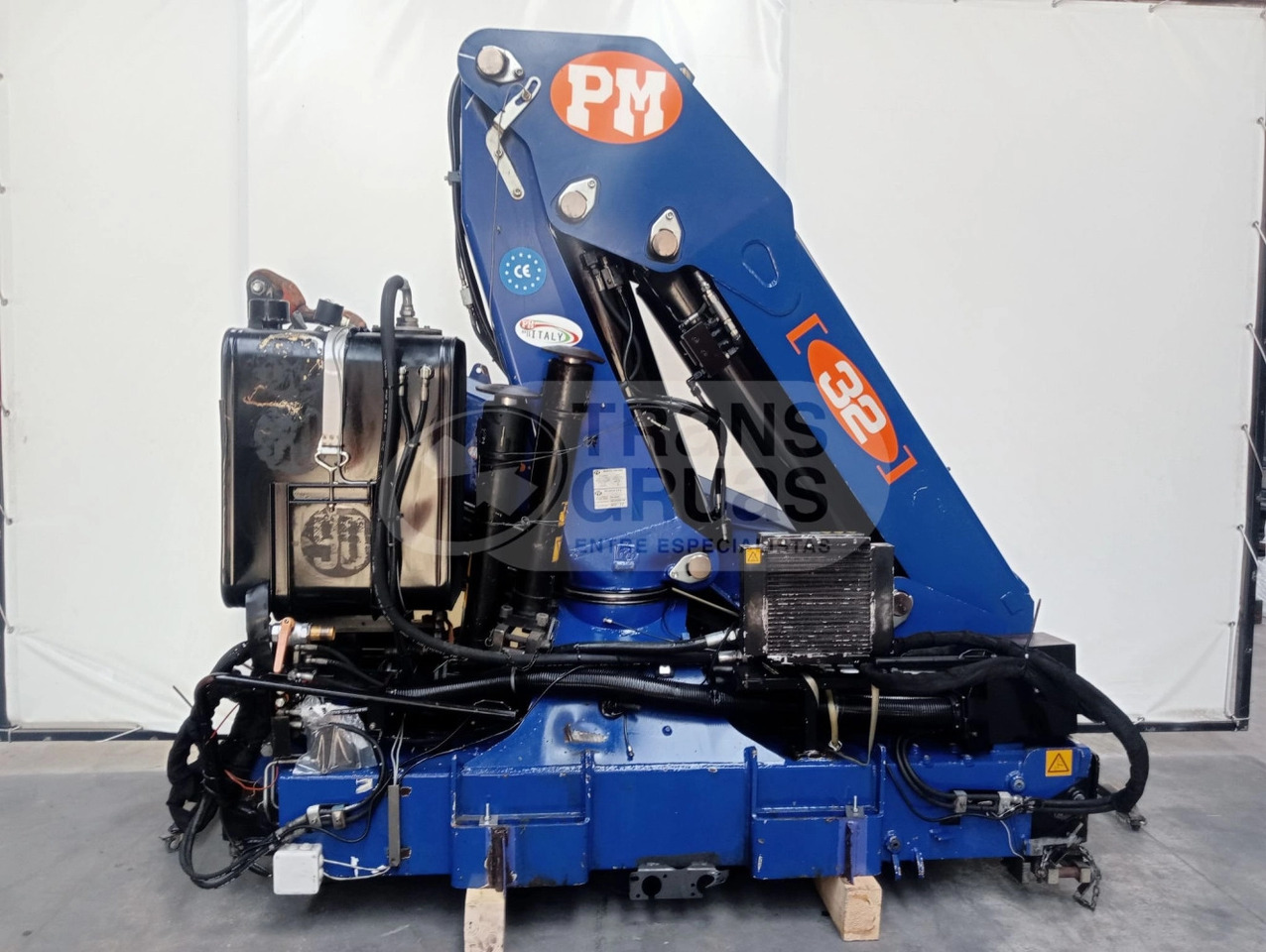 Grúa hidráulica PM 32023 - Grúa para camión: foto 3 Grúa hidráulica PM 32023 - Grúa para camión: foto 3