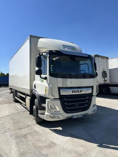 DAF CF 340 - Camión caja cerrada: foto 1 DAF CF 340 - Camión caja cerrada: foto 1