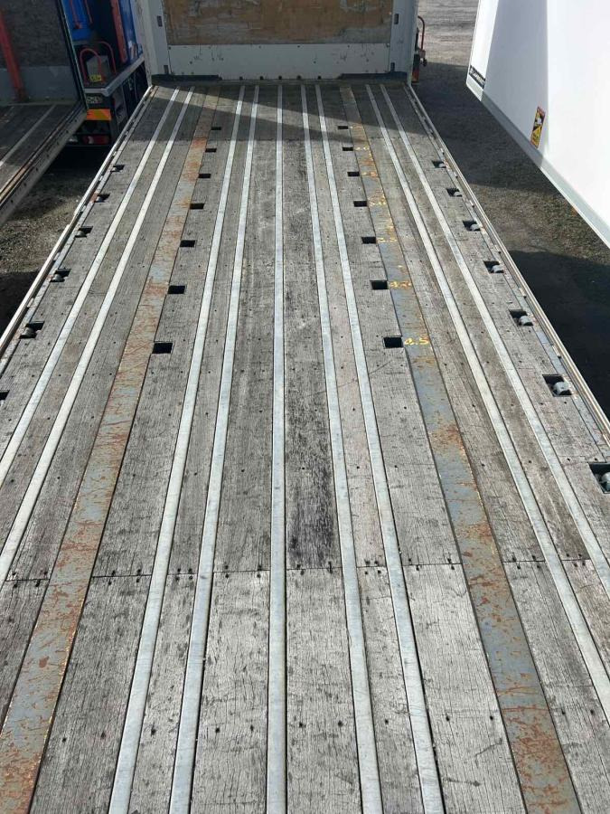 Fruehauf - Semirremolque plataforma/ Caja abierta: foto 5 Fruehauf - Semirremolque plataforma/ Caja abierta: foto 5
