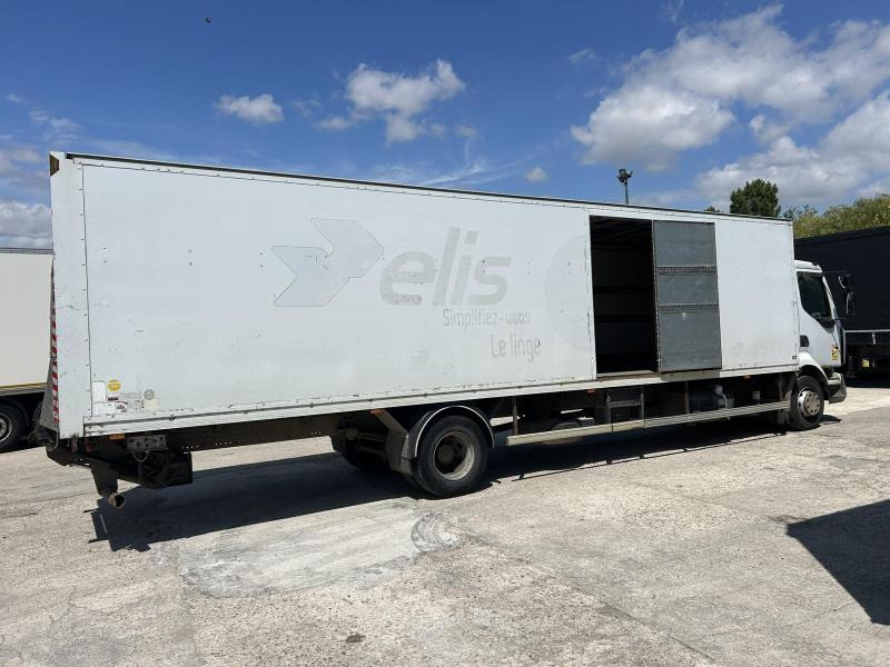 Renault Midlum 180 - Camión caja cerrada: foto 4 Renault Midlum 180 - Camión caja cerrada: foto 4