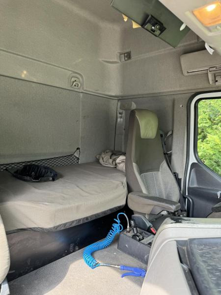 Renault Premium 430 - Camión portacontenedore/ Intercambiable: foto 2 Renault Premium 430 - Camión portacontenedore/ Intercambiable: foto 2