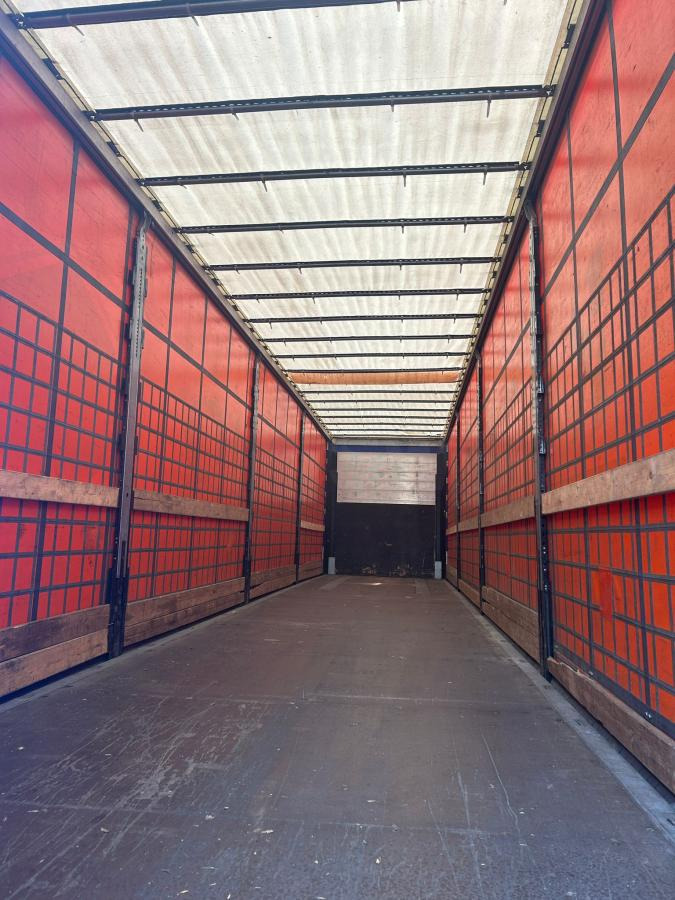 Schmitz Cargobull - Semirremolque lona: foto 4 Schmitz Cargobull - Semirremolque lona: foto 4