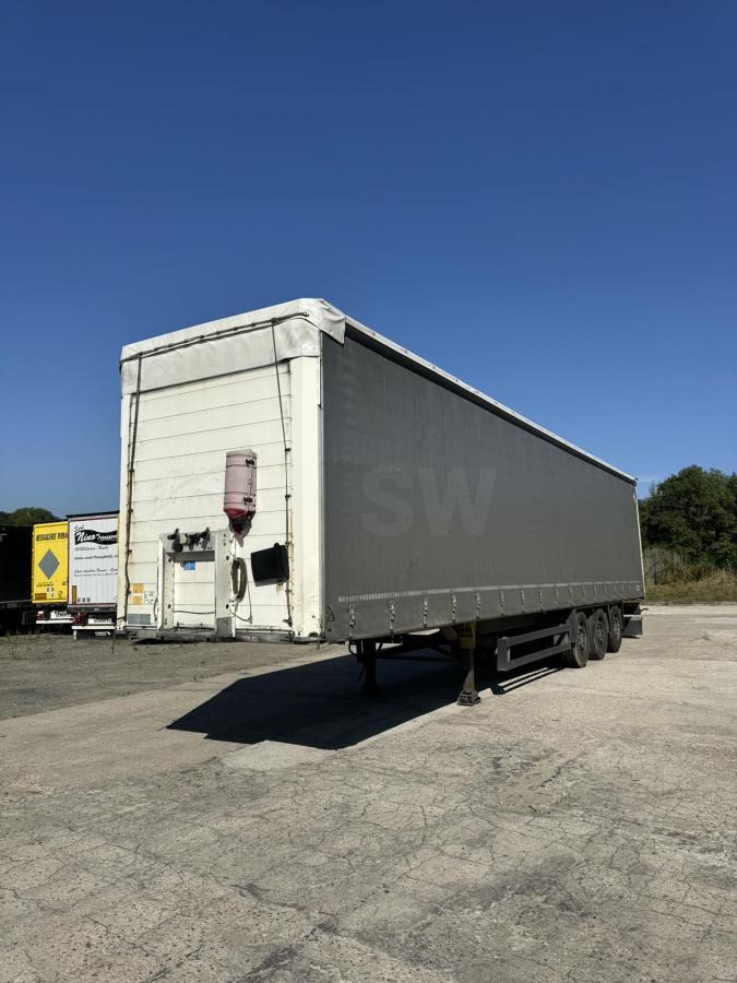 Schmitz Cargobull - Semirremolque lona: foto 1 Schmitz Cargobull - Semirremolque lona: foto 1