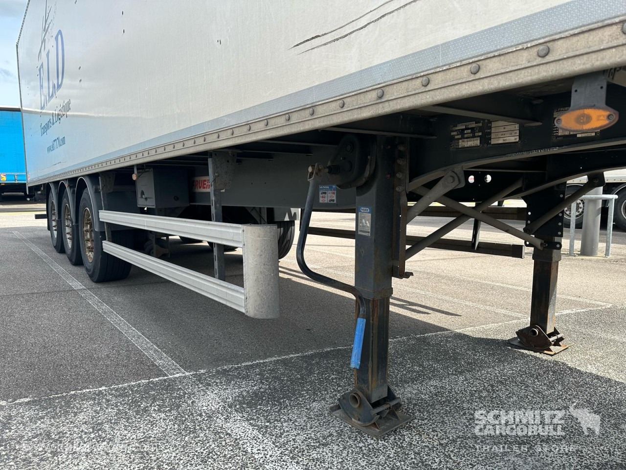 FRUEHAUF Dryfreight Standard Roller shutter door - Semirremolque caja cerrada: foto 2 FRUEHAUF Dryfreight Standard Roller shutter door - Semirremolque caja cerrada: foto 2