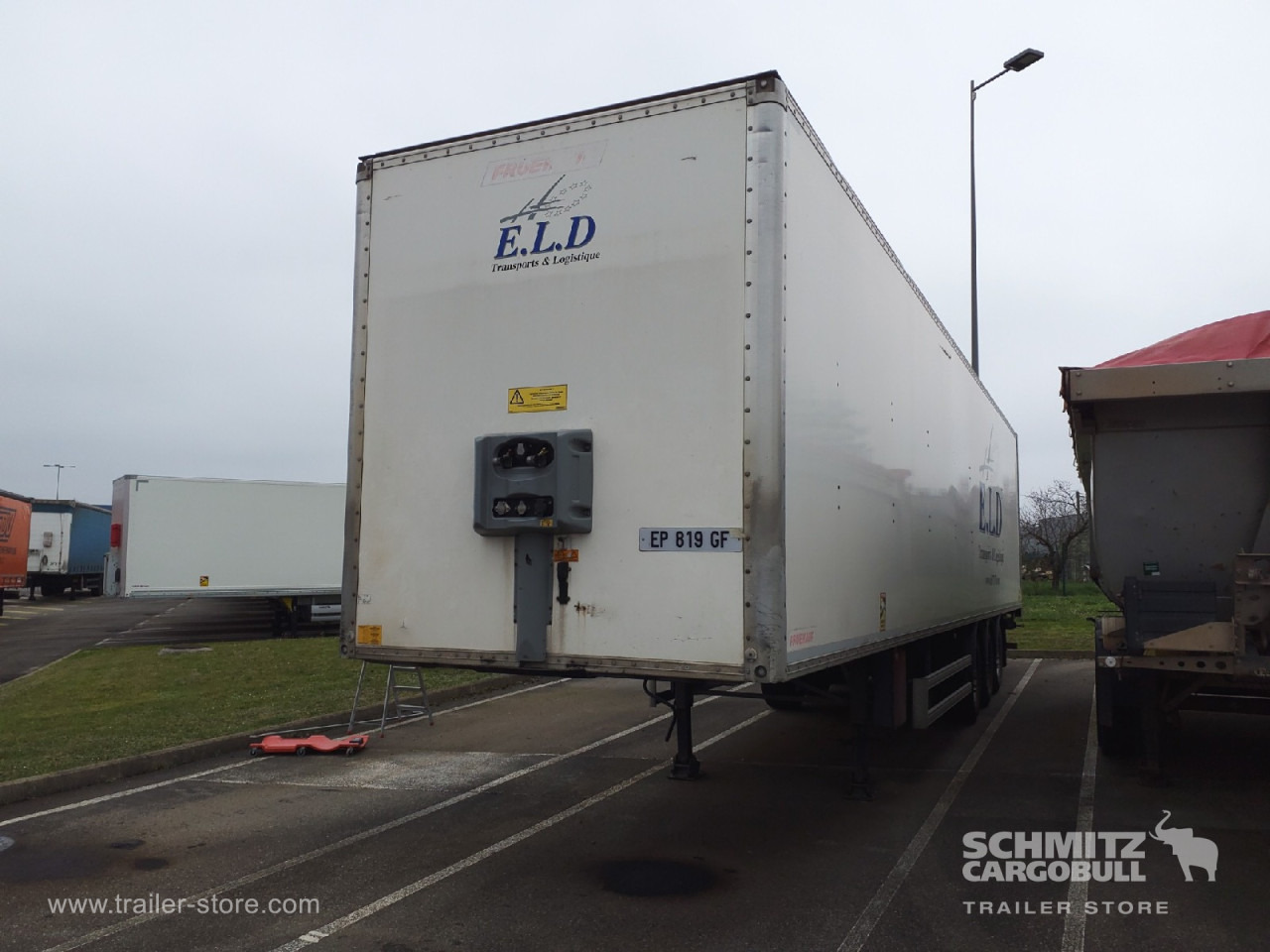 FRUEHAUF Dryfreight Standard Roller shutter door - Semirremolque caja cerrada: foto 4 FRUEHAUF Dryfreight Standard Roller shutter door - Semirremolque caja cerrada: foto 4