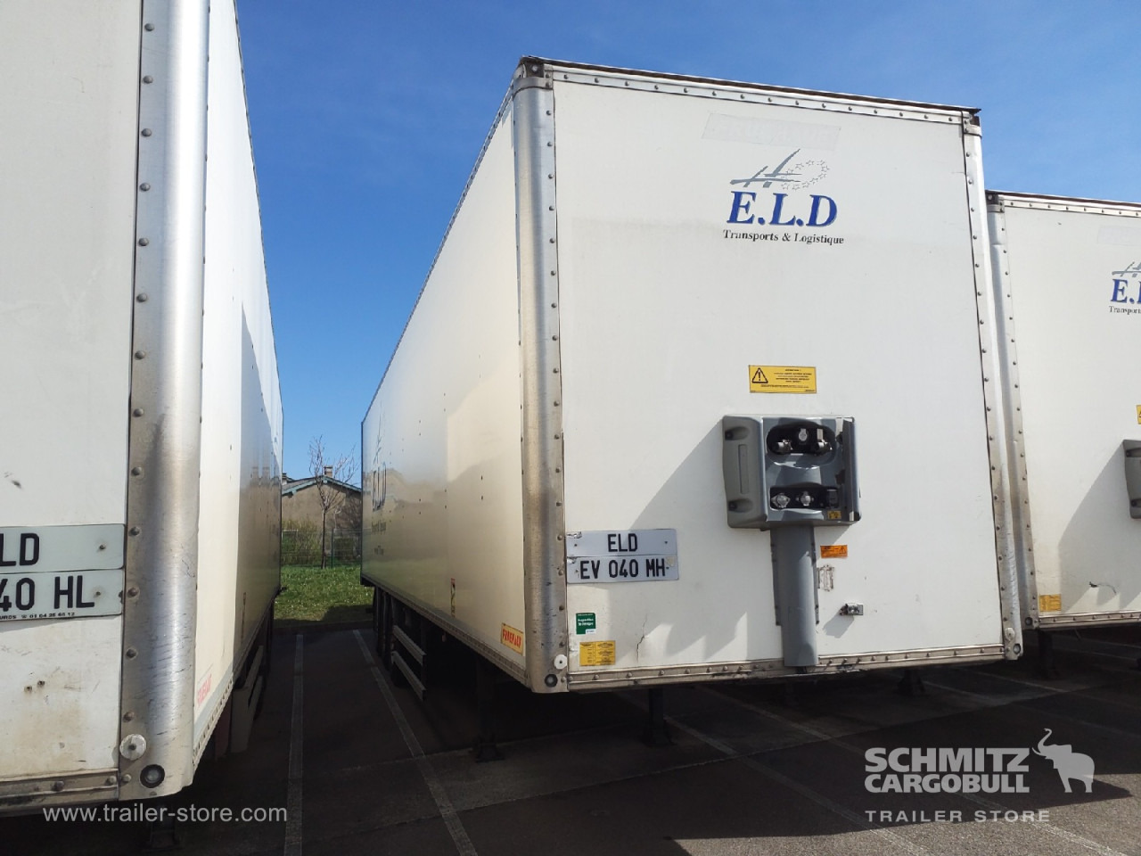 FRUEHAUF Dryfreight Standard Roller shutter door - Semirremolque caja cerrada: foto 1 FRUEHAUF Dryfreight Standard Roller shutter door - Semirremolque caja cerrada: foto 1
