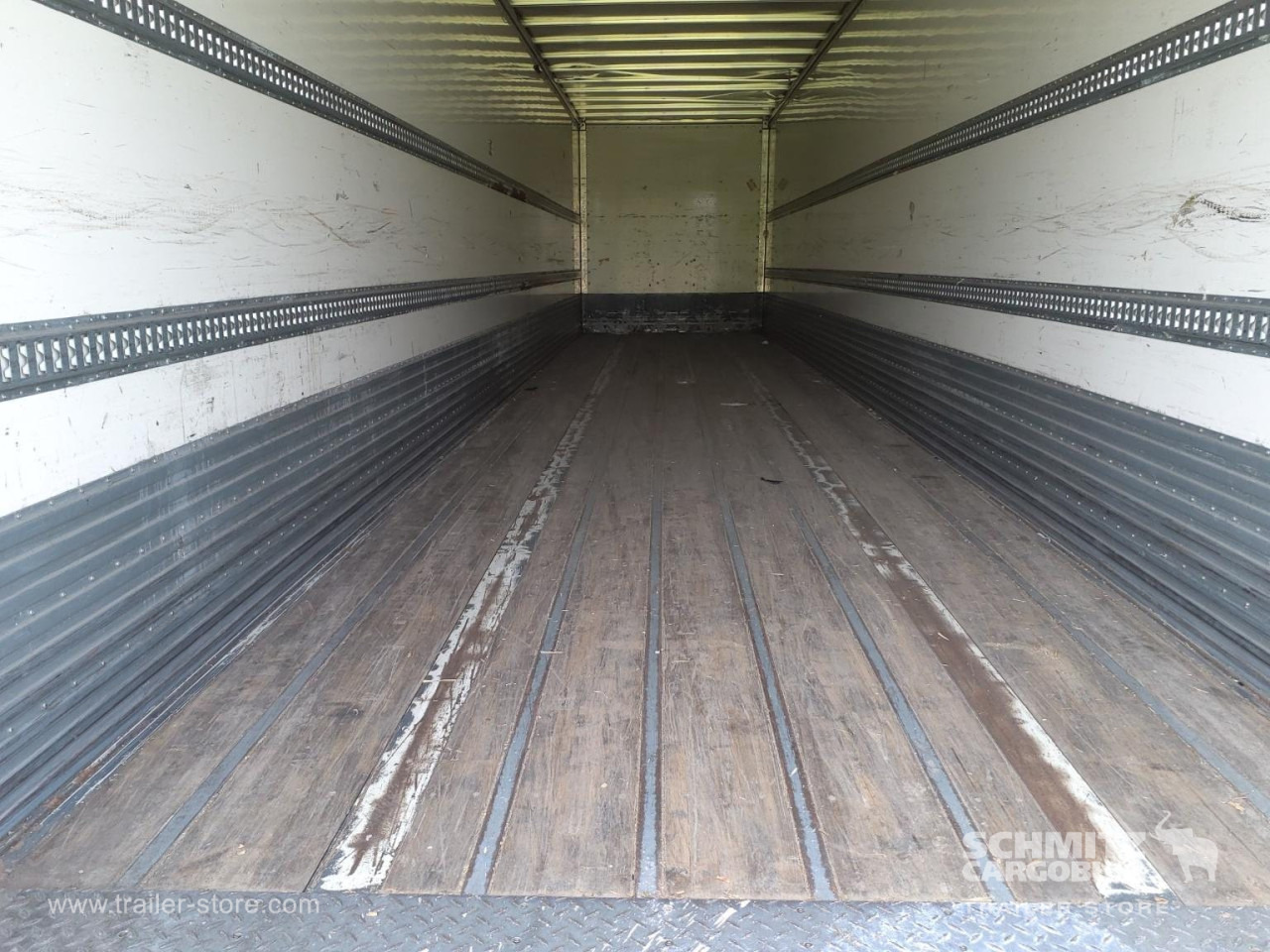 FRUEHAUF Dryfreight Standard Roller shutter door - Semirremolque caja cerrada: foto 3 FRUEHAUF Dryfreight Standard Roller shutter door - Semirremolque caja cerrada: foto 3