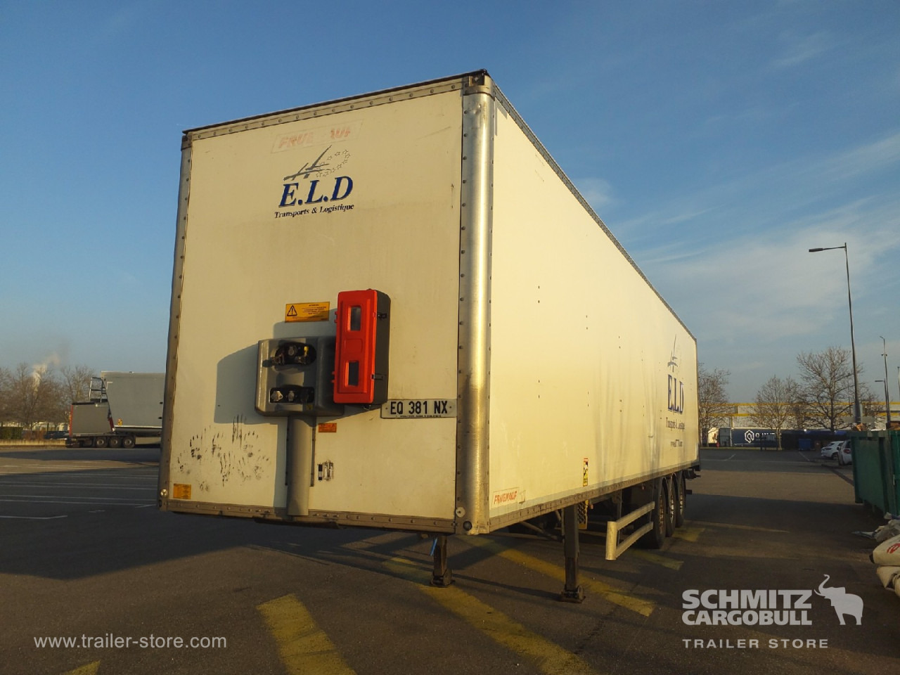 FRUEHAUF Dryfreight Standard Roller shutter door - Semirremolque caja cerrada: foto 4 FRUEHAUF Dryfreight Standard Roller shutter door - Semirremolque caja cerrada: foto 4