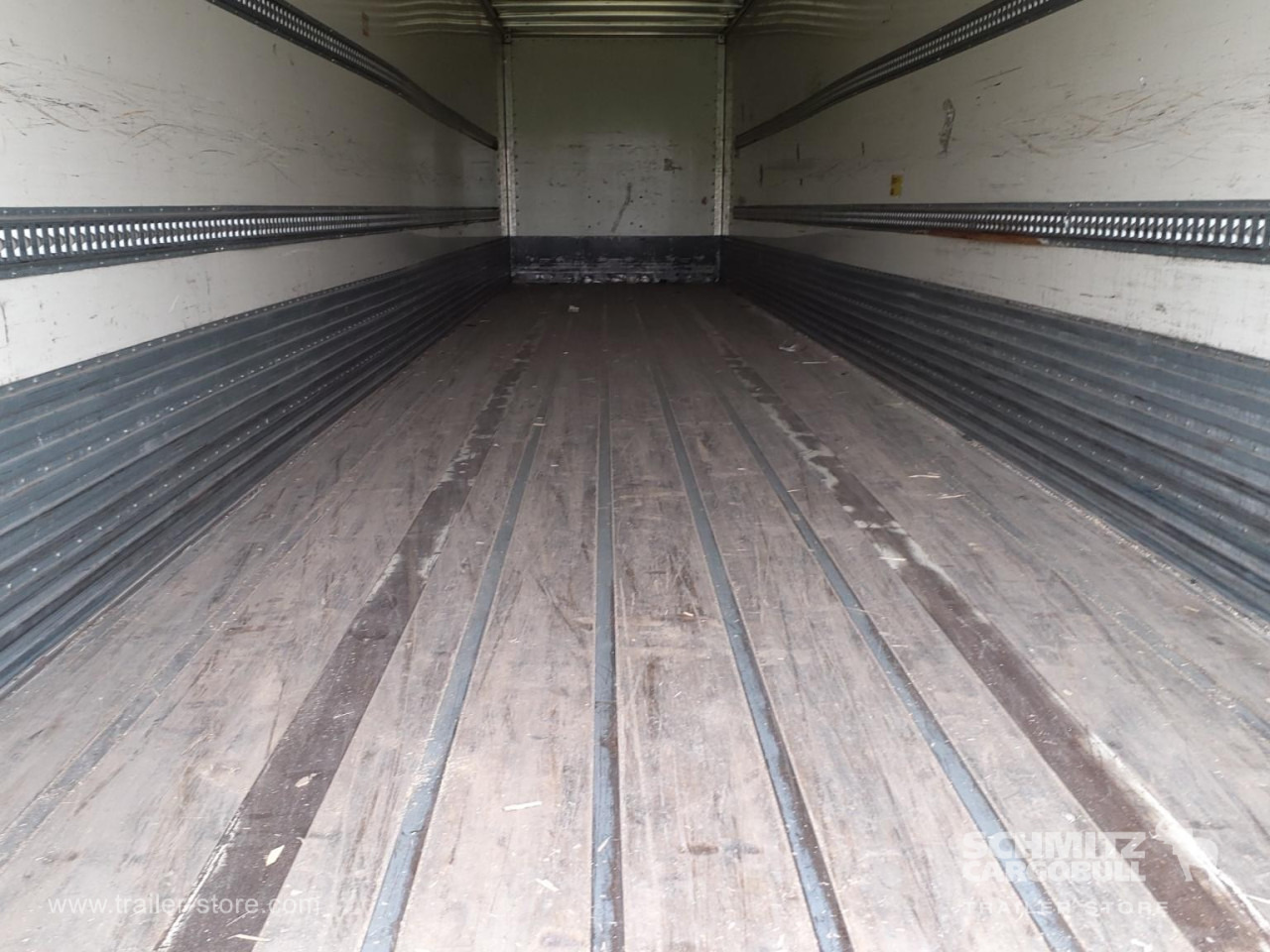 FRUEHAUF Dryfreight Standard Roller shutter door - Semirremolque caja cerrada: foto 3 FRUEHAUF Dryfreight Standard Roller shutter door - Semirremolque caja cerrada: foto 3
