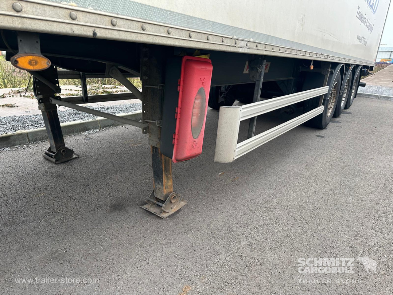 FRUEHAUF Dryfreight Standard Roller shutter door - Semirremolque caja cerrada: foto 2 FRUEHAUF Dryfreight Standard Roller shutter door - Semirremolque caja cerrada: foto 2