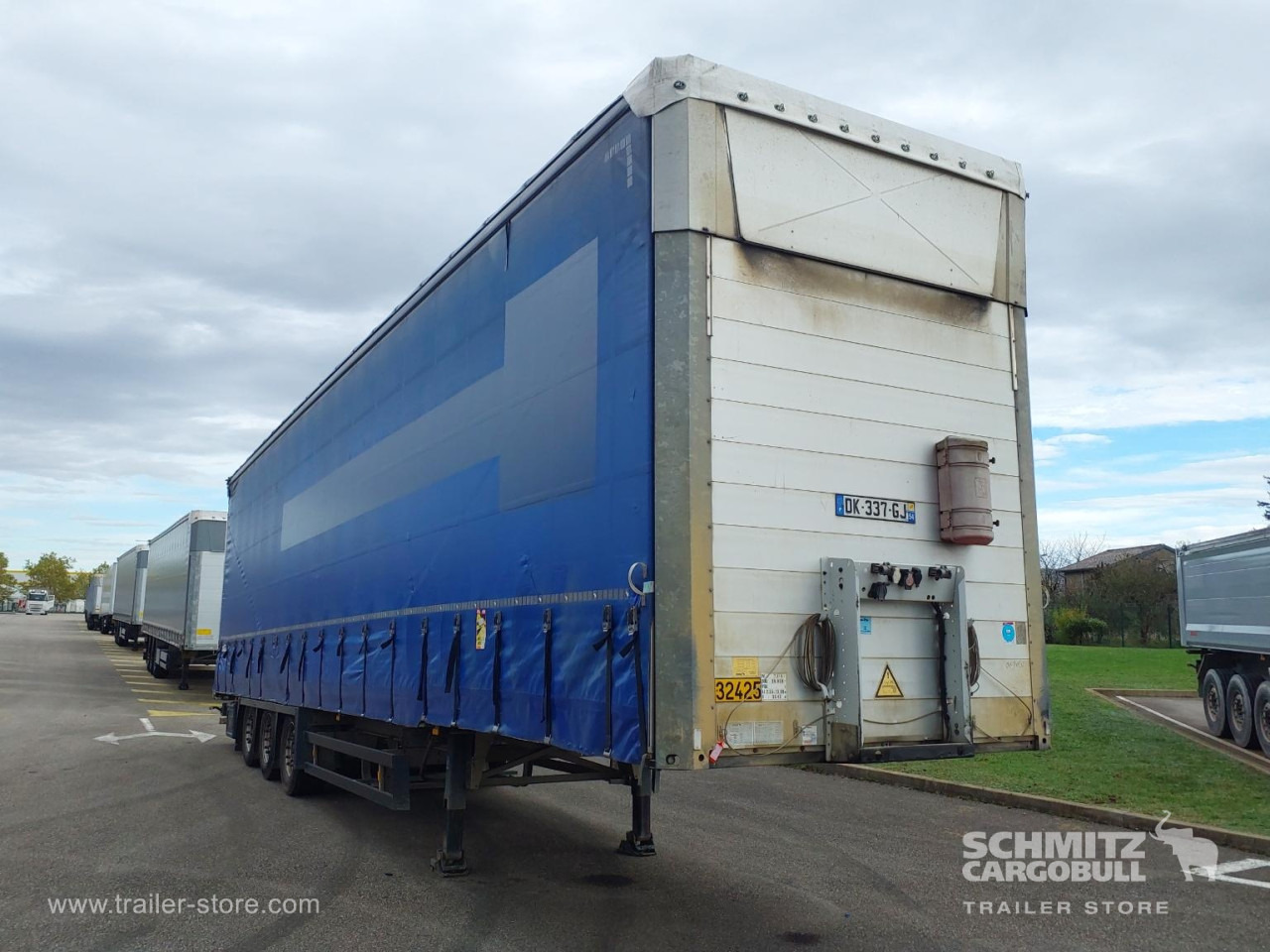 SCHMITZ Curtainsider Mega - Semirremolque lona: foto 1 SCHMITZ Curtainsider Mega - Semirremolque lona: foto 1