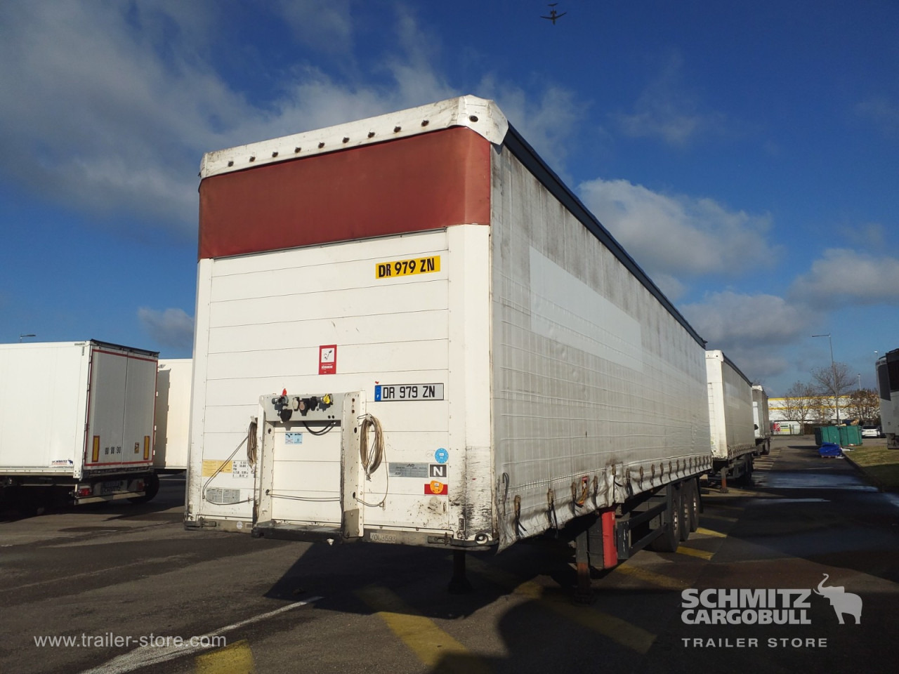 SCHMITZ Curtainsider Standard - Semirremolque lona: foto 4 SCHMITZ Curtainsider Standard - Semirremolque lona: foto 4