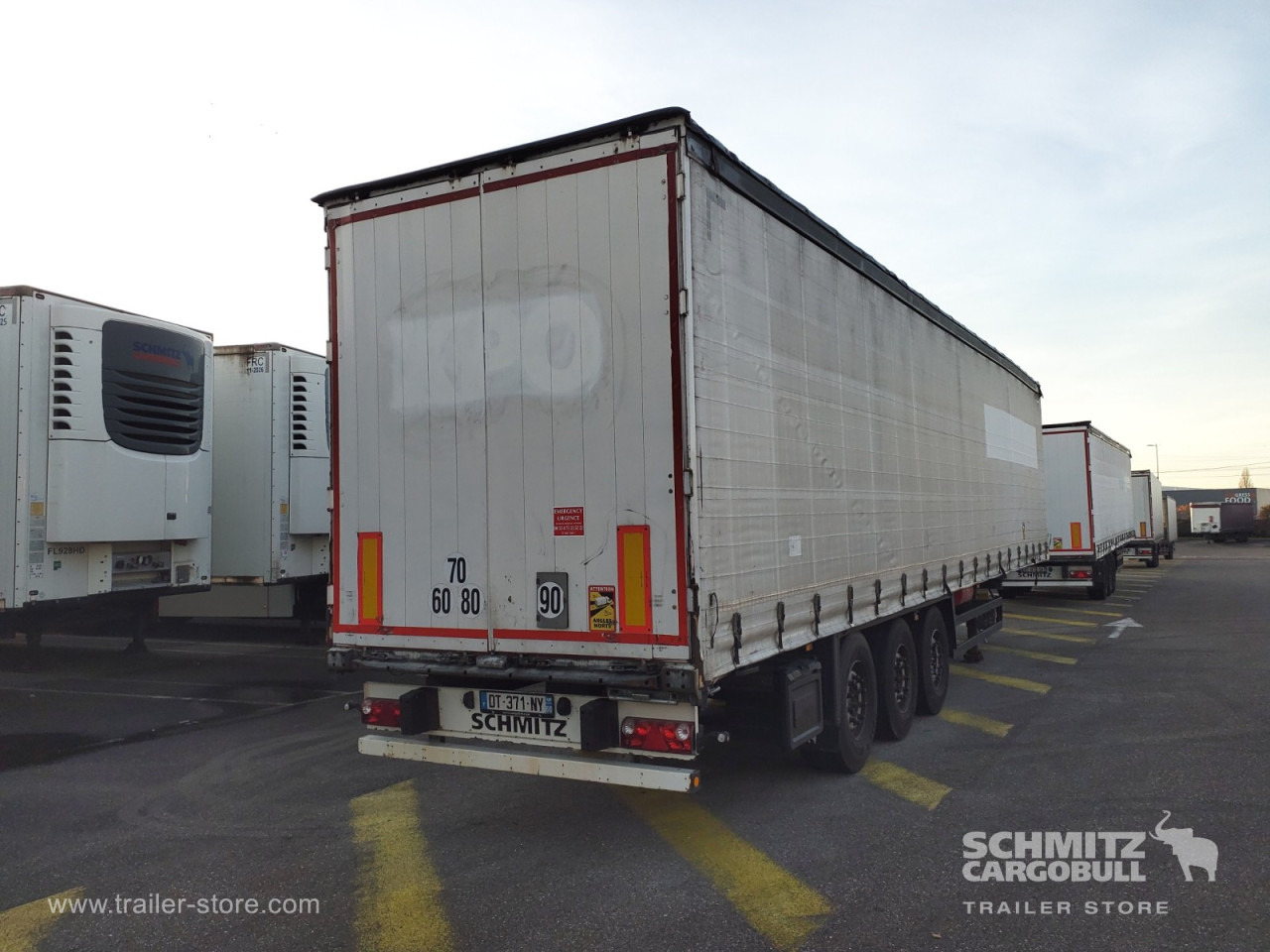 SCHMITZ Curtainsider Standard - Semirremolque lona: foto 5 SCHMITZ Curtainsider Standard - Semirremolque lona: foto 5