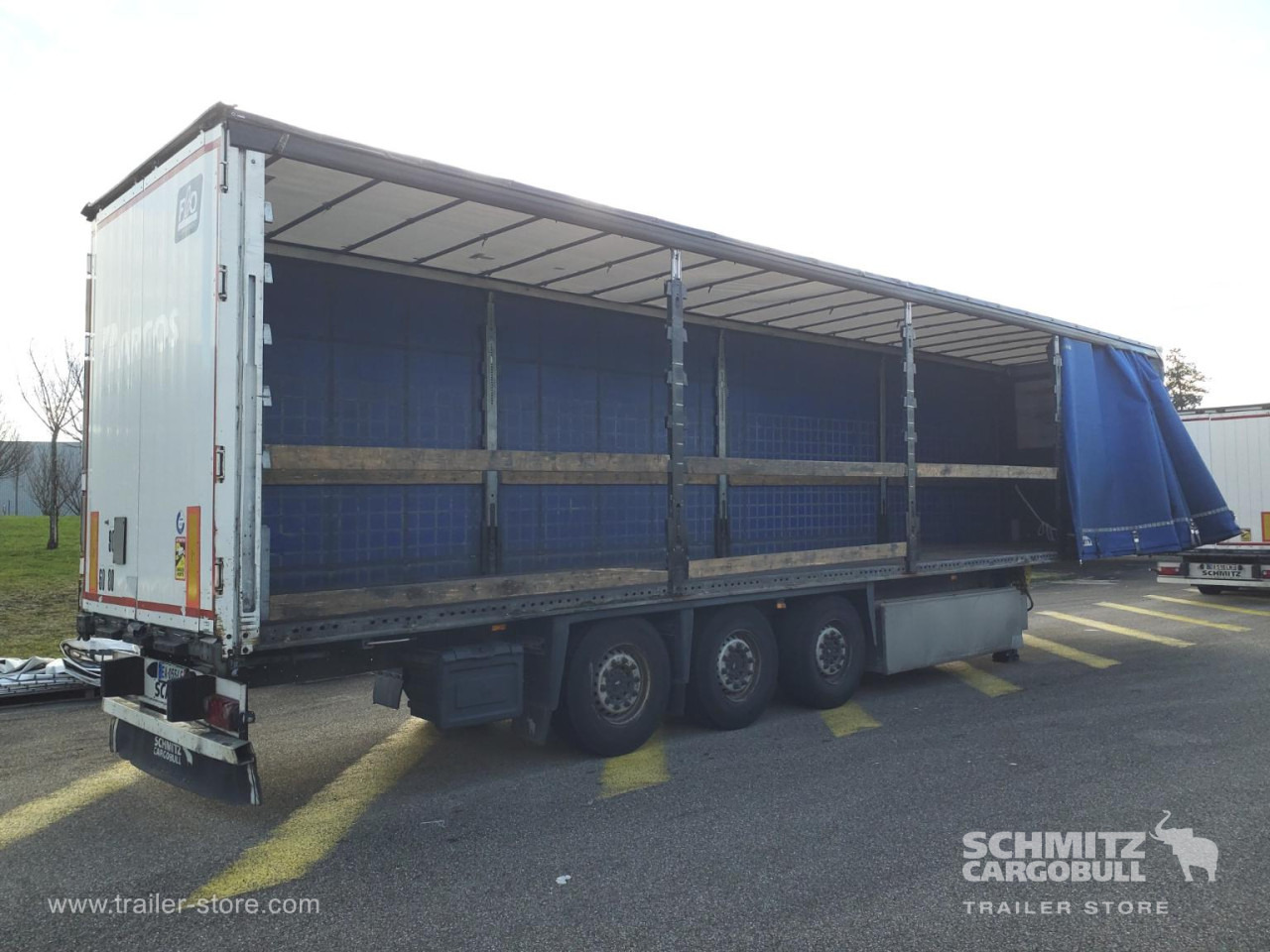SCHMITZ Curtainsider Standard - Semirremolque lona: foto 4 SCHMITZ Curtainsider Standard - Semirremolque lona: foto 4