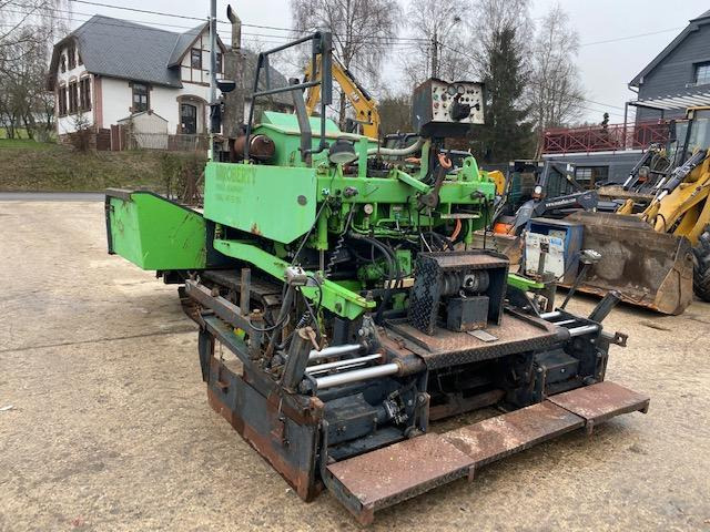 Demag Liba DF 60 C - Pavimentadora de asfalto: foto 4 Demag Liba DF 60 C - Pavimentadora de asfalto: foto 4