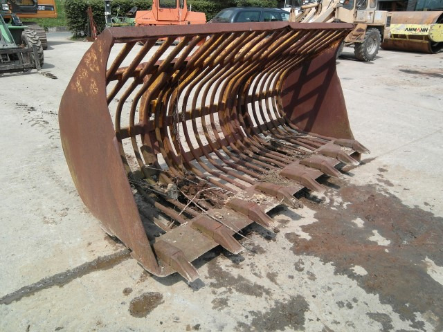 Siebschaufel Volvo - Otros maquinaria: foto 2 Siebschaufel Volvo - Otros maquinaria: foto 2