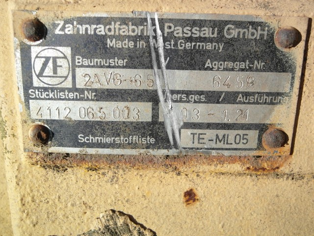Zettelmeyer ZL 502 - 602 - Eje y piezas para Maquinaria de construcción: foto 5 Zettelmeyer ZL 502 - 602 - Eje y piezas para Maquinaria de construcción: foto 5