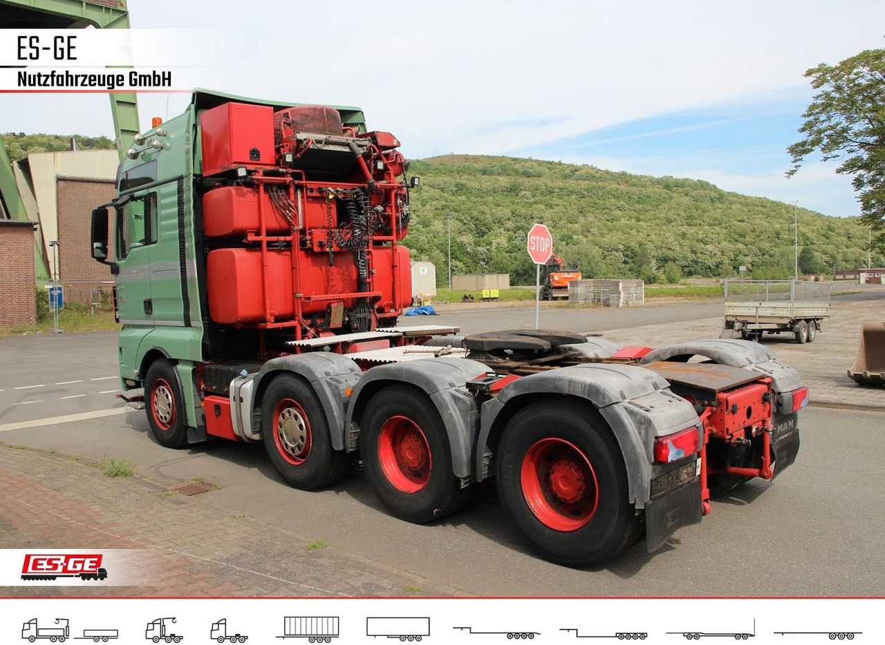 MAN TGX 41680 8x4/4 BLS - Cabeza tractora: foto 2 MAN TGX 41680 8x4/4 BLS - Cabeza tractora: foto 2