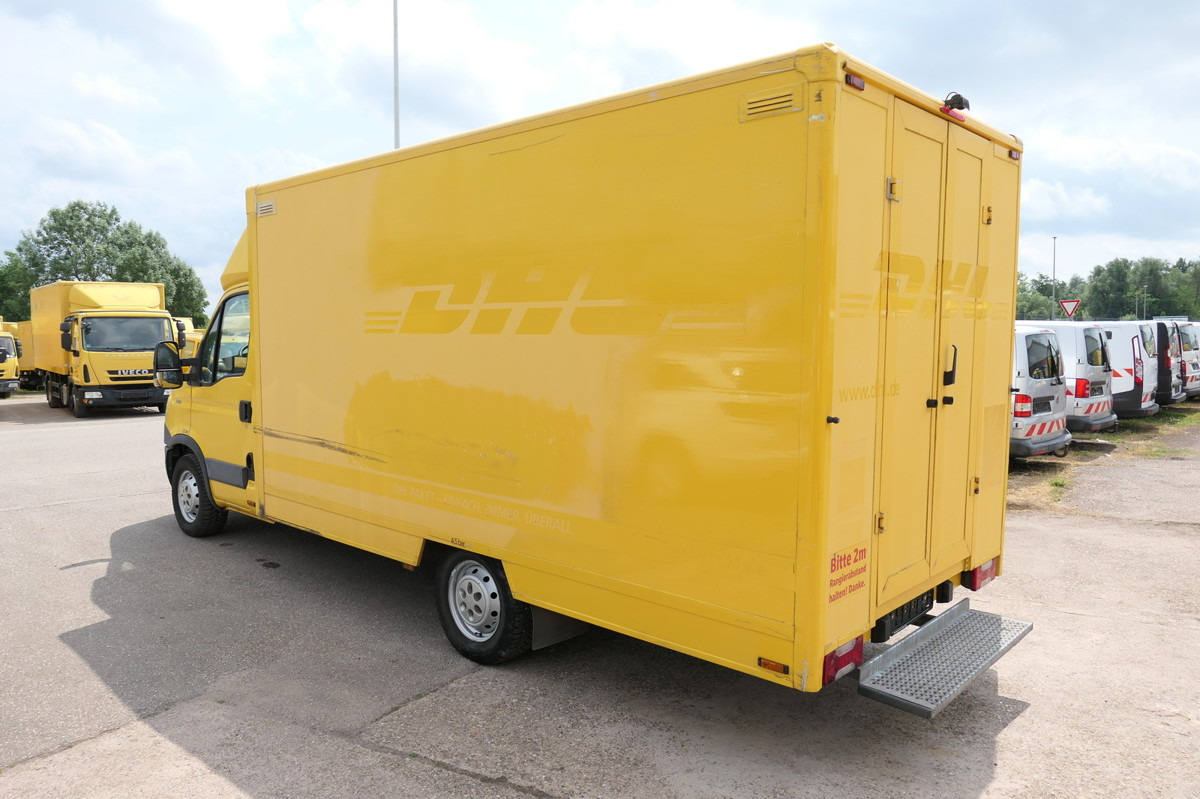 IVECO Daily 35 S11 C30C AUTOMATIK KAMERA MAXI KAMERA R - Furgoneta caja cerrada: foto 4 IVECO Daily 35 S11 C30C AUTOMATIK KAMERA MAXI KAMERA R - Furgoneta caja cerrada: foto 4